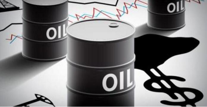 OPEC+维持产量计划后供应忧虑重燃 美油大涨3%收窄周跌幅